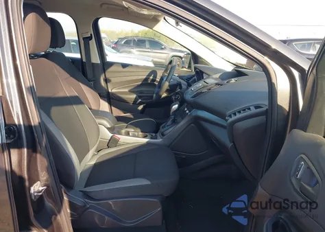 2016 Ford Escape S из США, поврежденный, VIN 1FMCU0F76GUB51428